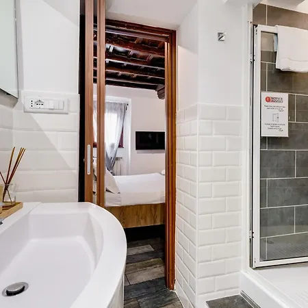 Chiavari Apartment *