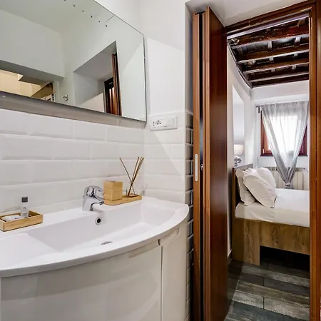 Chiavari Apartment