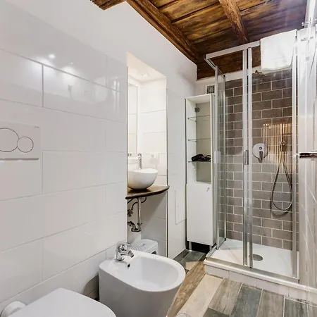 Chiavari Apartment *