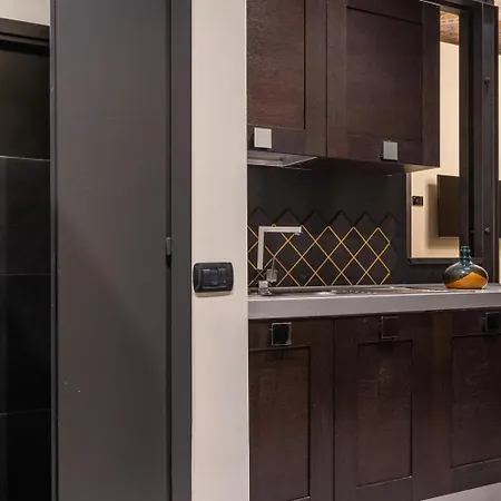 Pantheon Apartment
