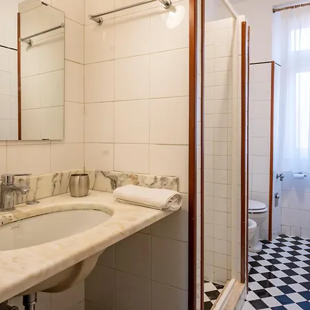 Domus Otto Apartment Rome