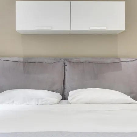 Apartment Santi Quattro - Colosseo Rome