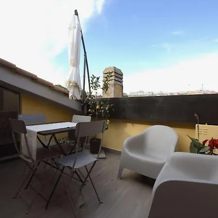Apartment Quattroventi Terrace Penthouse *