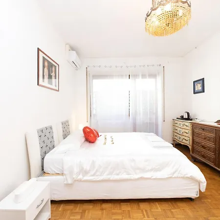 Alloggio in famiglia Rachele's Charming House In The Heart Of *