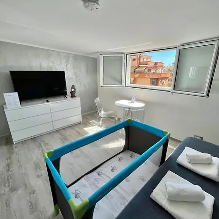 Life Is Apartment *
