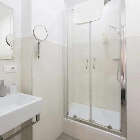 Guest house 247 Luxury Trastevere 2*