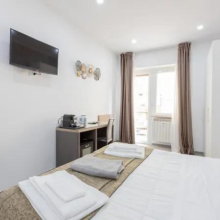 Guest house 247 Luxury Trastevere Rome