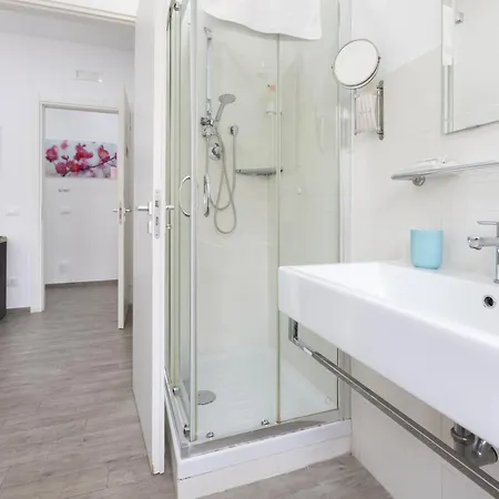 247 Luxury Trastevere 2* Rome
