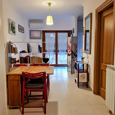 Cozy Flat In Apartment *