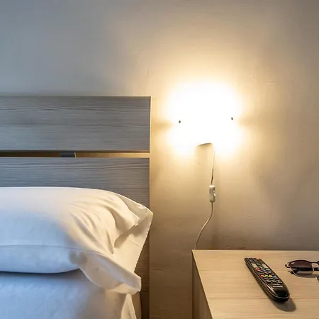 Big Air Conditioning Wifi Netflix 90 Mq Apartment *