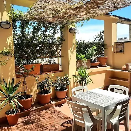 Cozy Terrace Termini Holiday home