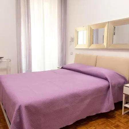 Nova Domus Colosseo Apartment *