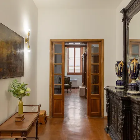 Apartment Iflat Elegant 3 Bedroom Near The Pantheon Rome