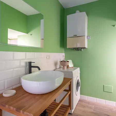 Maison Leonardo Apartment *