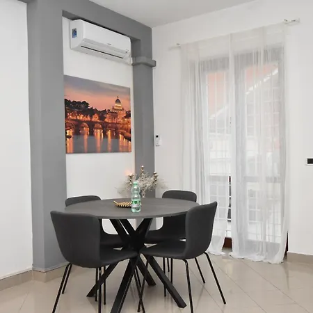 Apartment Diasof Rome