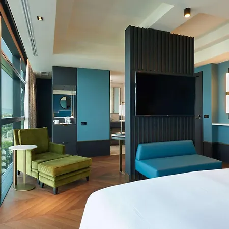Hotel Hilton Eur La 4*