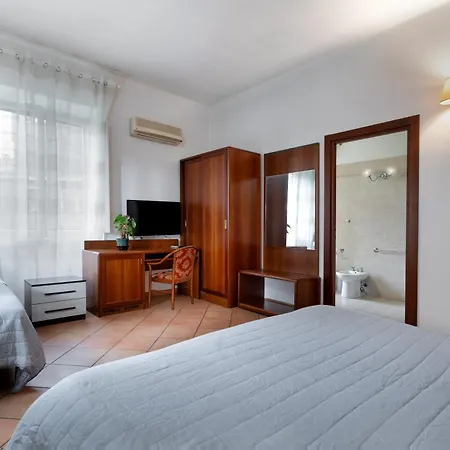 Vendégház Comfort Gaia Tor Vergata 2*