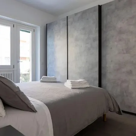 Apartment Great Laurentina Metro B *