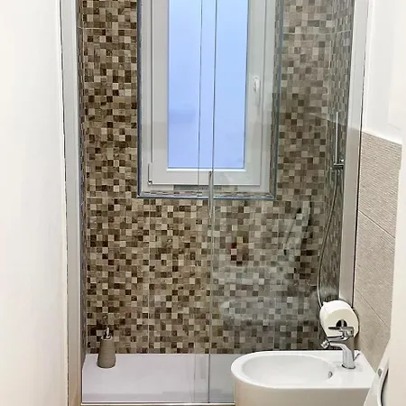 Pm 34 Viale Imperatore Guest House - 50 Mt From Metro San Paolo *