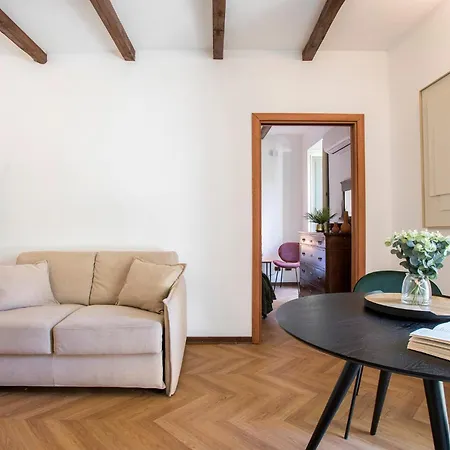 Apartment Palline Balcony