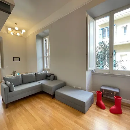 Borghese & Albani - Luxury Loft Rome