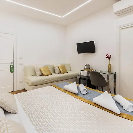 Navona Relais Bed & Breakfast Rome