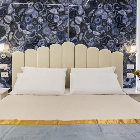 Navona Relais Bed & Breakfast Rome