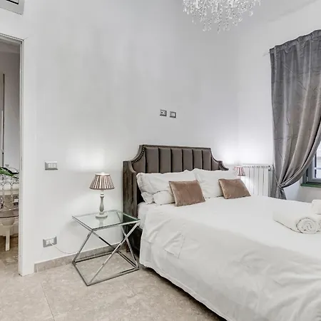 Crystal Trevi Fountain - Romedreamhome Rome
