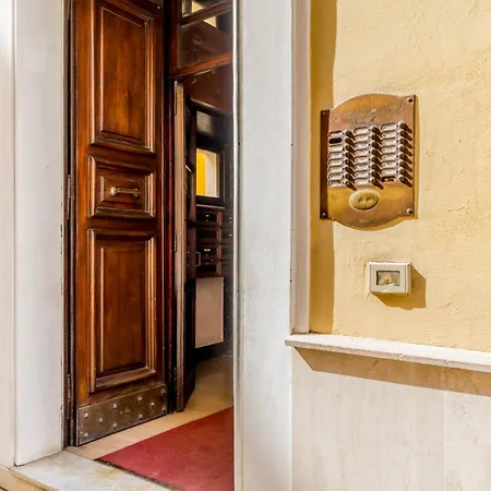 Dardanelli House * Рим