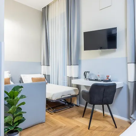 Romae Rex Bed & Breakfast Rome