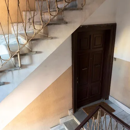 Domus Otto Apartment