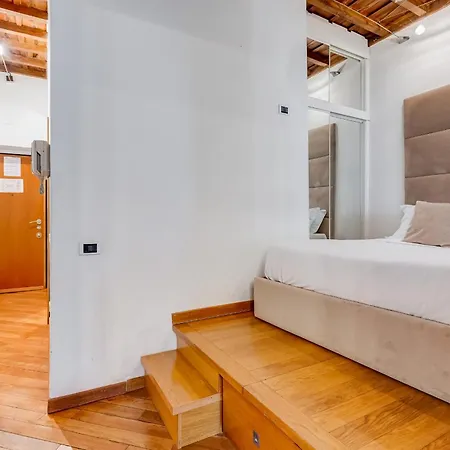 Barberini Exclusive Loft Apartment Rome