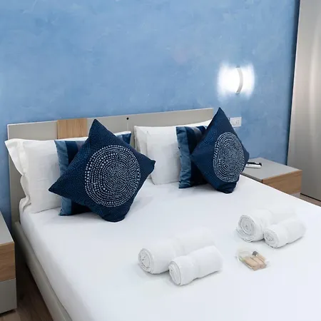 Catone Luxury Bed & Breakfast *