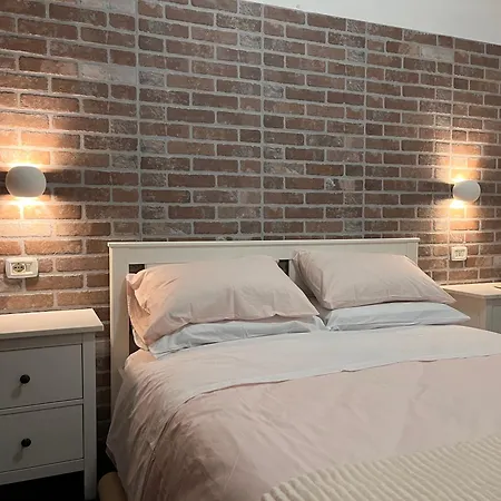 Casina Dacia Roma
