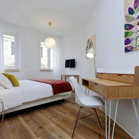 La Flavia Design By Halldis * Rom
