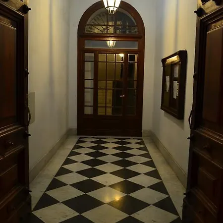 Apartment Domus Chiara Al Colosseo