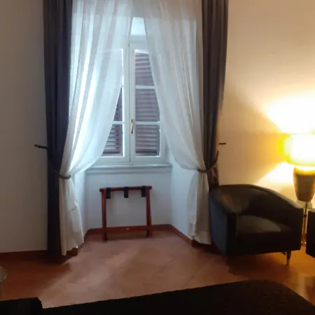 Interno 2