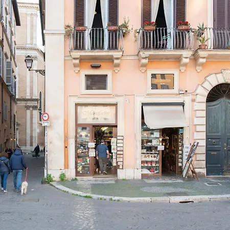 Apartment Navona Charming Balcony *