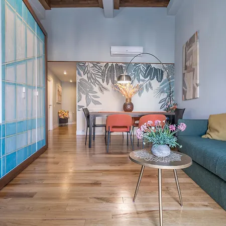 Navona Charming Balcony Apartment