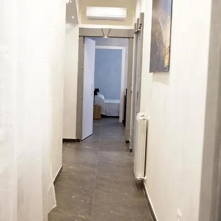 Jadore Monic בית הארחה רומא