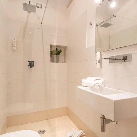 Vatican St Peter 2 Bedrooms 2 Bathrooms Rome