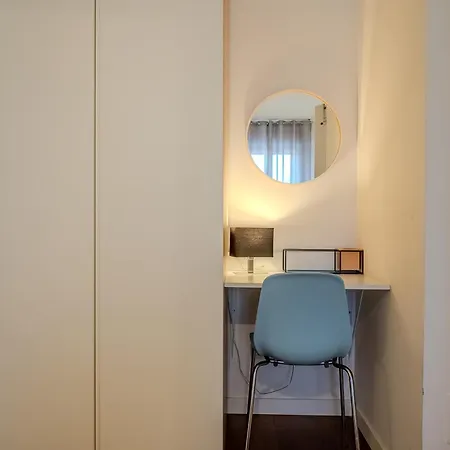 Elisa Sistine Chapel Apartment