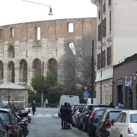 Colosseo Gil Guest house