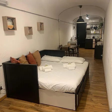 Domus Laura Rione Monti Apartamento