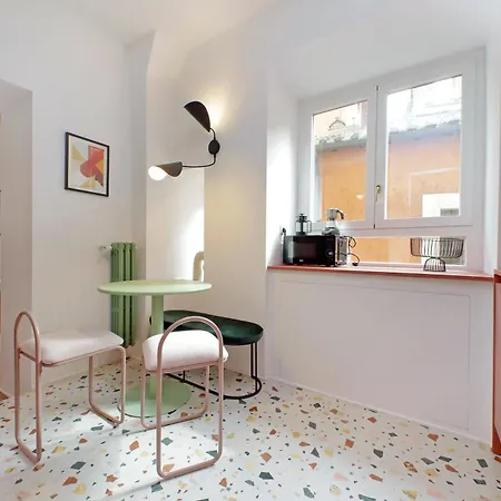 Ych-lussuoso Al Colosseo Apartment