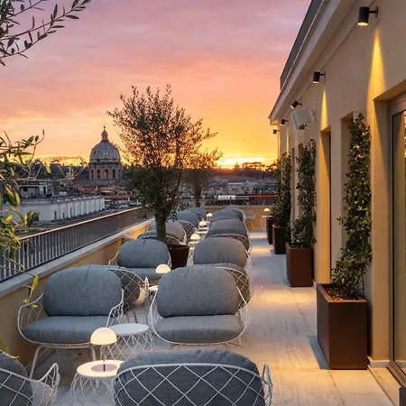 Hotel Radisson Collection Hotel, Antica