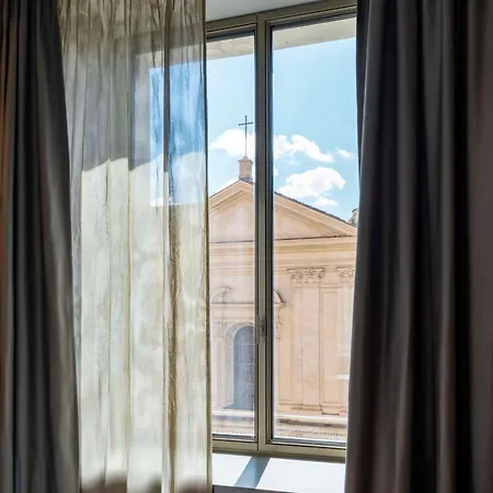 Radisson Collection Hotel, Antica Rome
