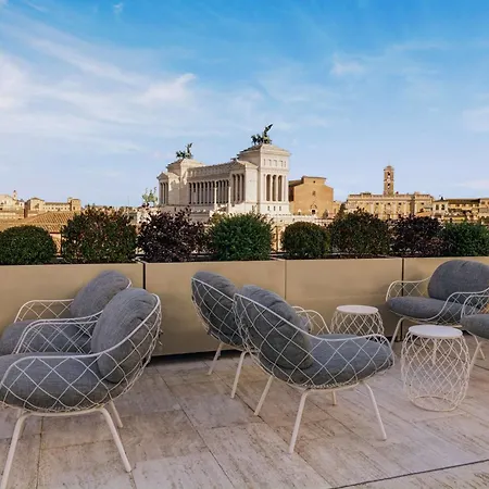 Hotel Radisson Collection Hotel, Antica