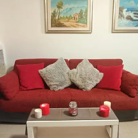 Family Apartment *