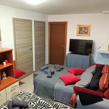 Apartment Family